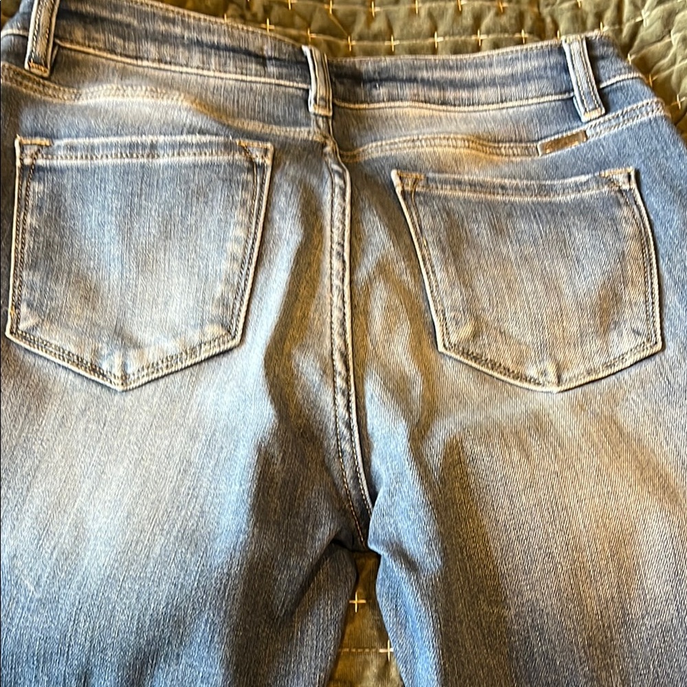 Women Kancan Jean super comfy and cute!